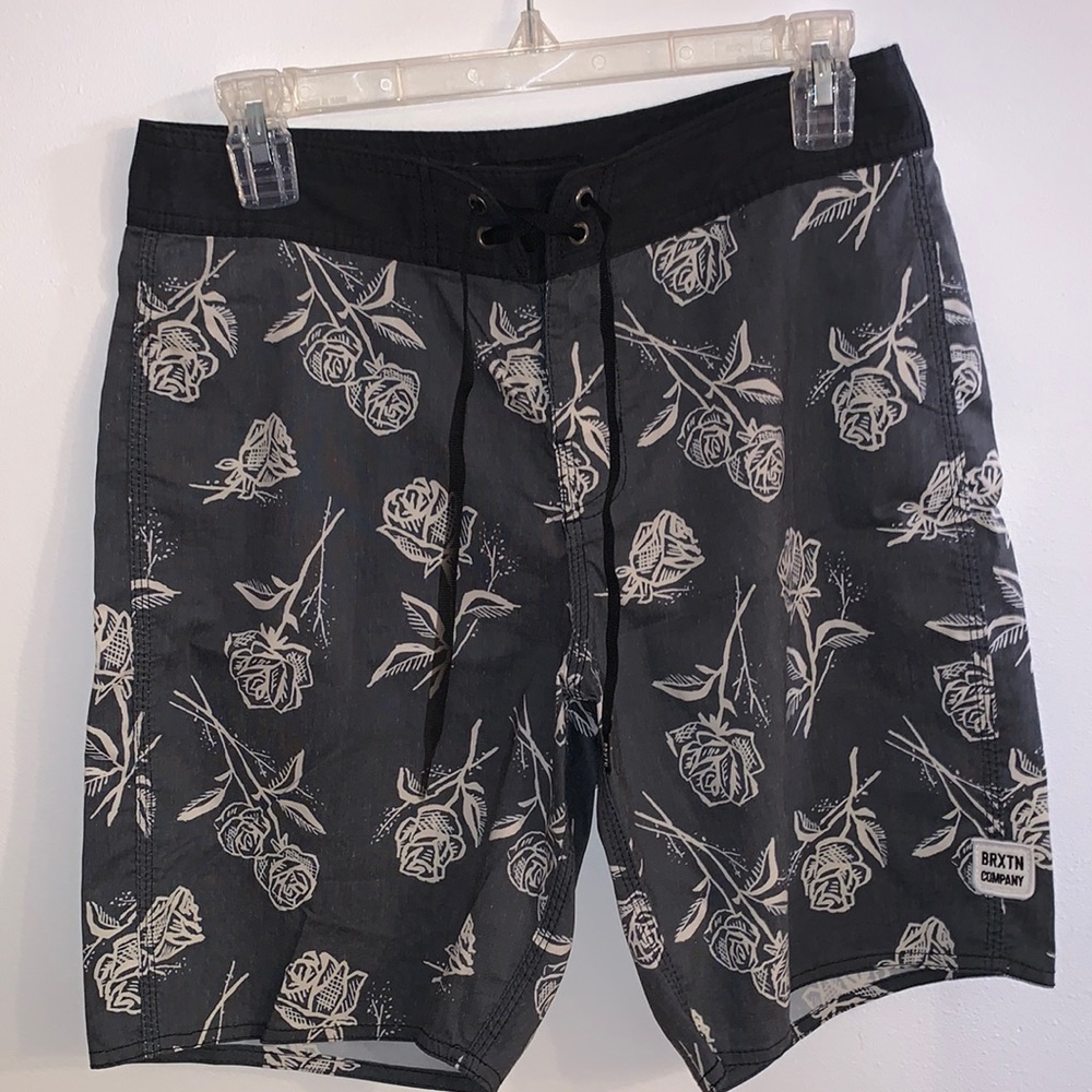 Brixton men’s Boardshorts size 28